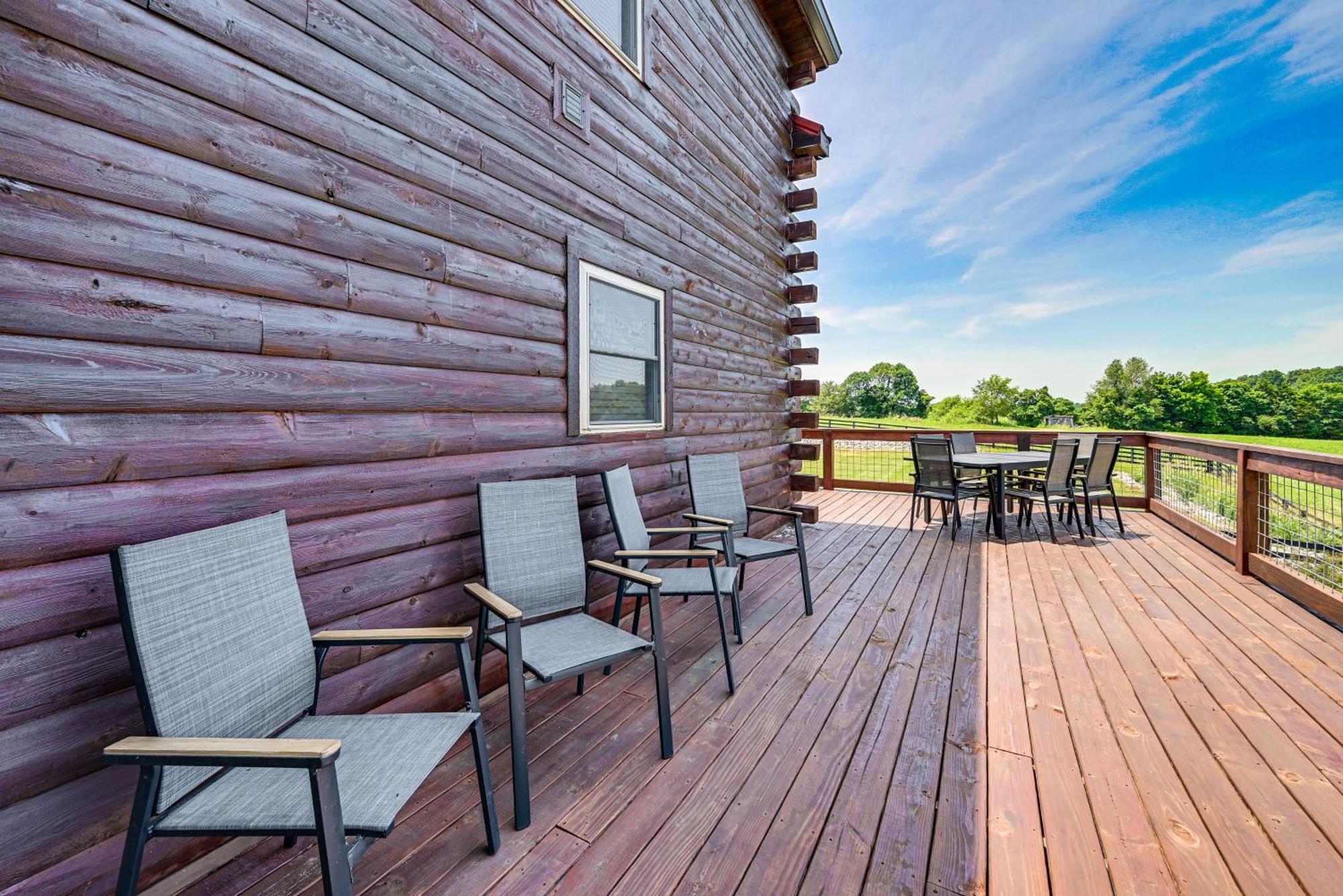 Scenic Getaway With Deck 7 Mi To Mammoth Cave Park! Villa Brownsville Luaran gambar